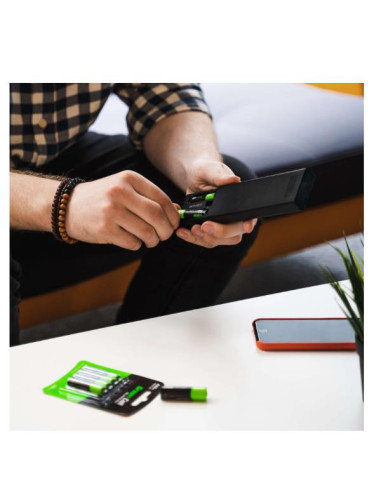 RECHARGE BATTERIES 4XAAA HR03 950MA