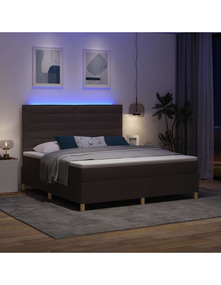 Letto a Sorgente LED Marrone Scuro 180 x 200 cm Tessuto