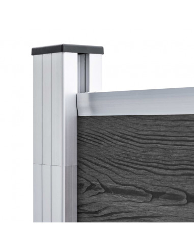 Set Pannelli di Recinzione in WPC 1045x186 cm Nero