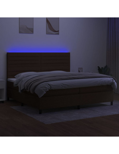 Letto a Molle Materasso e LED Marronescuro 200x200cm in Tessuto