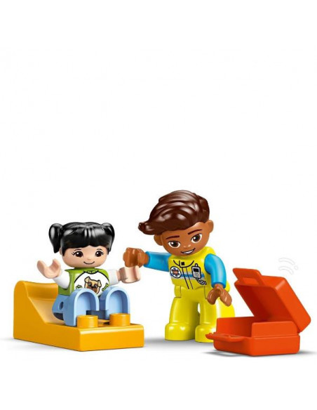 AMBULANZA E AUTISTA
