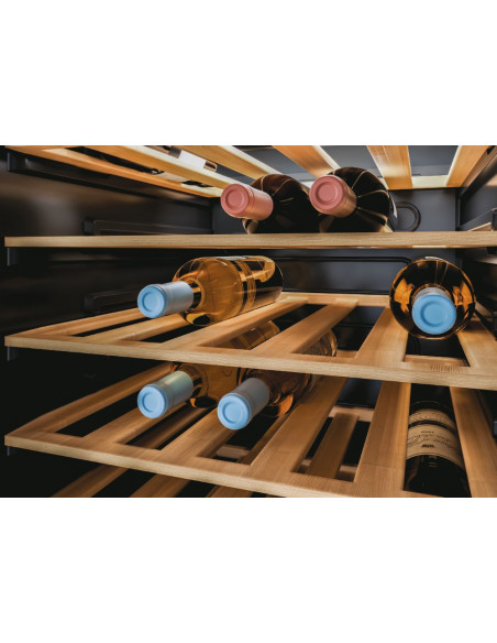 Candy CWC 200 EELW/NF Libera installazione Nero 81 bottiglia/bottiglie