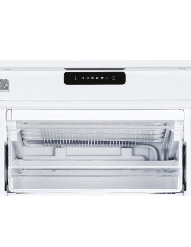 Candy CUS518EW Congelatore verticale Da incasso 204 L Bianco