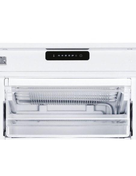 Candy CUS518EW Congelatore verticale Da incasso 204 L Bianco