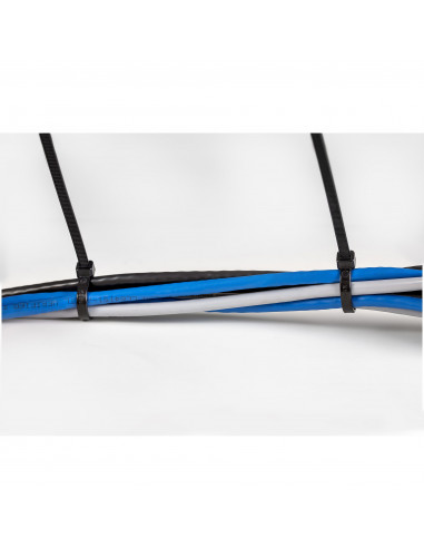 StarTech.com Fascette fermacavo riutilizzabili da 25 cm - 4 mm di larghezza, 55mm di diametro del fascio e resistenza alla trazi