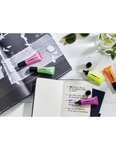 STABILO NEON evidenziatore 1 pz Punta smussata Magenta
