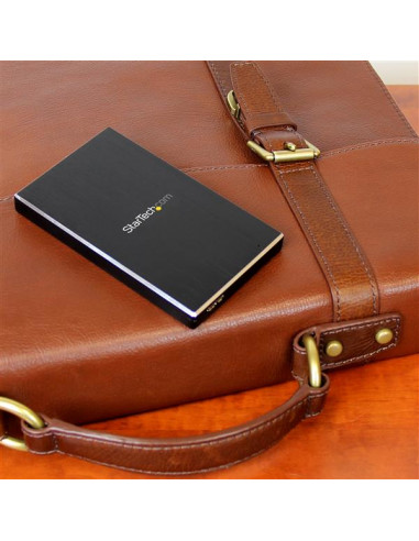 StarTech.com Box externo USB 3.1 Gen 2 ad 1 alloggiamento da 2,5" SATA III