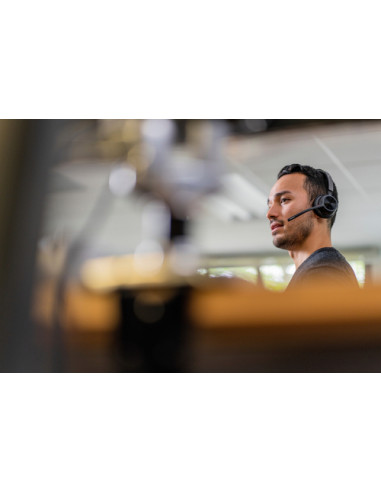 POLY Cuffie Voyager 4310 USB-C + dongle BT700 + supporto per ricarica