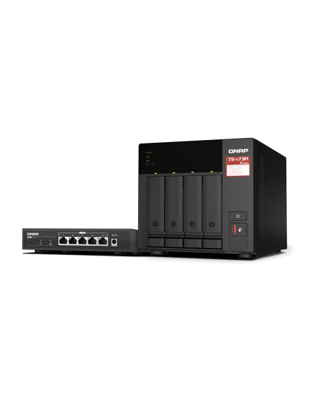 QNAP TS-473A + QSW-1105-5T Bundle Pack NAS Tower Ryzen Embedded V1500B 8 GB DDR4 0 TB QNAP Turbo System Nero