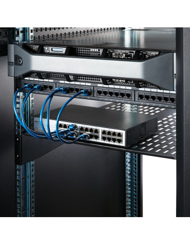 StarTech.com Ripiano per montaggio a rack con fessure 22" 2U - Ripiano per armadio server rack fisso - 22 kg