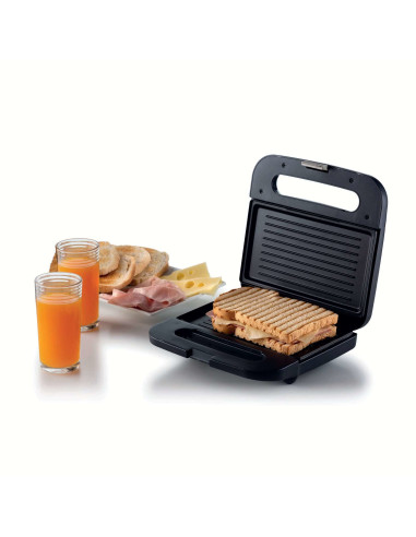 Ariete 1971 Tostiera Breakfast, Piastra elettrica per toast, sandwich e panini, 750W, Piastre fisse grill, Rivestimento antiader