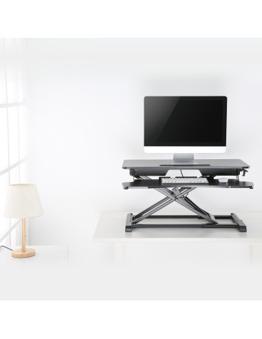 V7 Workstation desktop Essential in piedi/seduti