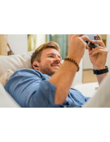 POLY Auricolari nerofumo Voyager Free 60 UC M + Adattatore BT700 USB-A + Custodia di ricarica di base