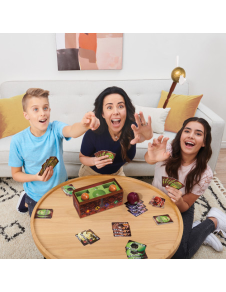 Wizarding World Games Harry Potter Caccia al Boccino d'oro, gioco di Quidditch da tavola per streghe, maghi e Babbani, gioco per