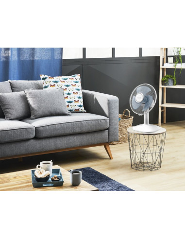 Rowenta Essential+ VU2330 Essential +, Ventilatore da Tavolo, 3 Velocità, Silenziosità 46 dBA, Design compatto, Flusso d’ari