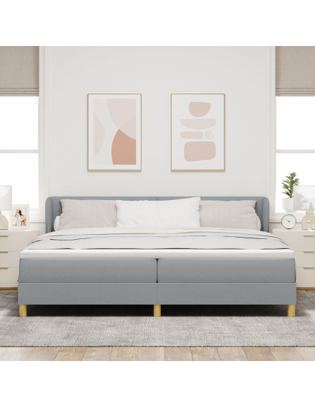 Letto Box Spring con Materasso Grigio Chiaro 200x200 cm in Tessuto