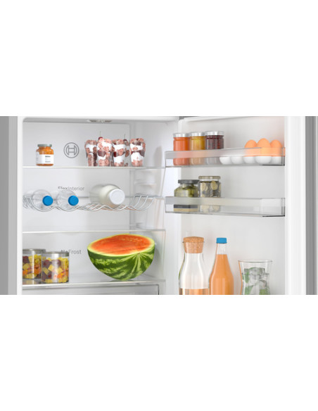 Bosch Serie 4 KGN367LDF Frigorifero combinato da libera installazione 186 x 60 cm Metal look Classe D