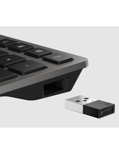 HP Tastiera wireless ricaricabile multidispositivo 725