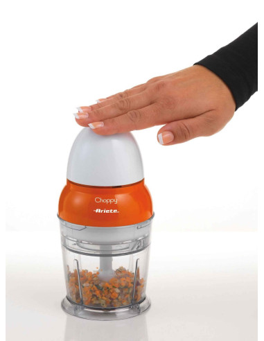 Ariete 1836 Choppy - Tritatutto con lame in Acciaio Inox - si avvia premendo il coperchio - 250 ml - 160 Watt - Arancione