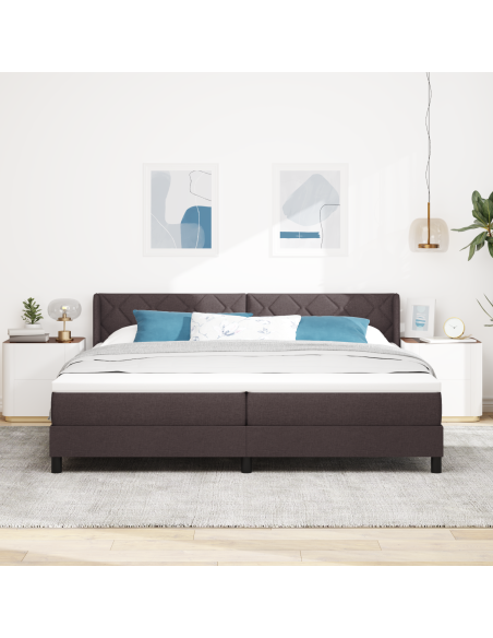 Letto a molle Marrone Scuro 200 x 200 cm Tessuto e Schiuma