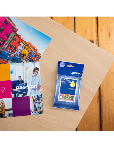 Brother LC527XLY cartuccia d'inchiostro 1 pz Originale Resa elevata (XL) Giallo