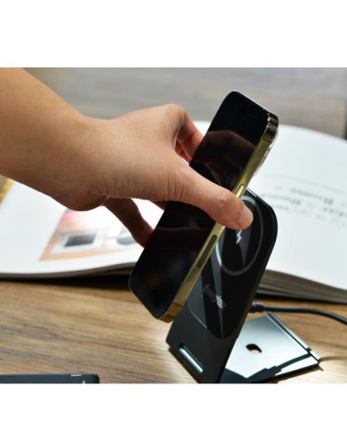 WIRELESS MAGNETIC CHARGER STAND