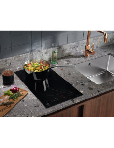 Electrolux Serie 300 LIT30230C Piano cottura ad induzione Domino 29cm 2