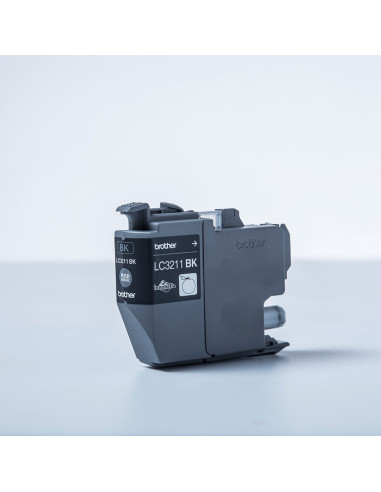 Brother LC3211BK cartuccia d'inchiostro 1 pz Originale Resa standard Nero