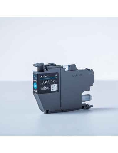 Brother LC3211C cartuccia d'inchiostro 1 pz Originale Resa standard Ciano