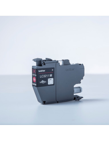 Brother LC3211M cartuccia d'inchiostro 1 pz Originale Resa standard Magenta