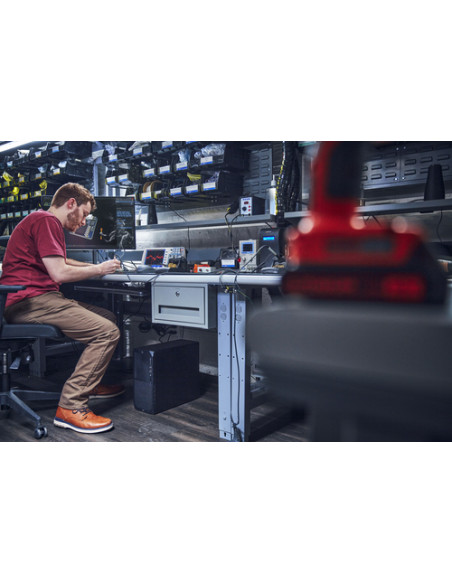 HP Z2 Tower G9 Intel® Core™ i7 i7-14700 32 GB DDR5-SDRAM 1 TB SSD Windows 11 Pro Stazione di lavoro AI Workstation Nero