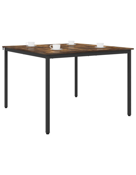 Tavoli da pranzo METALLO