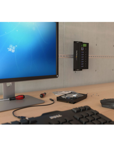 StarTech.com HUB Industriale USB 3.0 a 7 porte - Perno e concentratore USB 3.0 con Protezione ESD