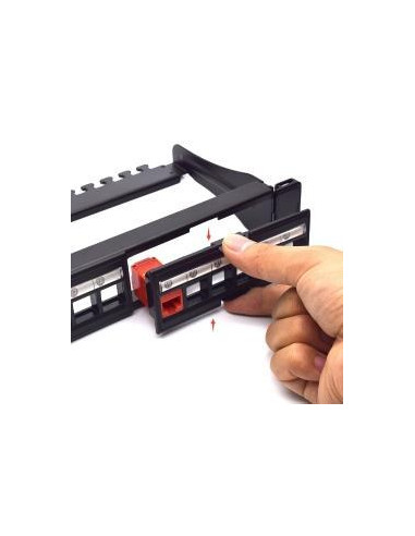 PANN.1U PER 24 RJ45U KEYSTONE NERO