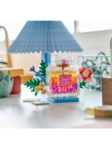 PROFUMO CON DECORAZIONE FLOREALE