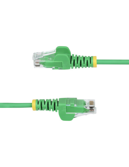 StarTech.com Cavo Ethernet CAT6 Verde da 2,5m Patch UTP con Plug RJ45 Antigroviglio e Rilievi di Trazione, Cavo Lan Slim in Rame