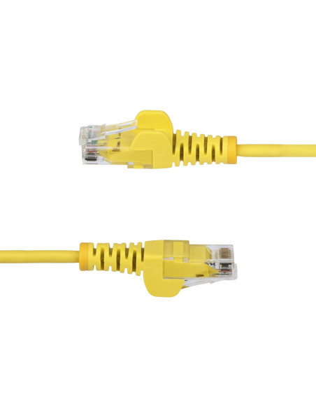 StarTech.com Cavo Ethernet CAT6 Giallo da 2,5m Patch UTP con Plug RJ45 Antigroviglio e Rilievi di Trazione, Cavo Lan Slim in Ram