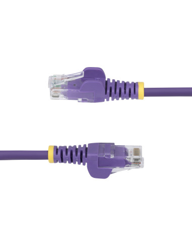 StarTech.com Cavo Ethernet CAT6 Viola da 2,5m Patch UTP con Plug RJ45 Antigroviglio e Rilievi di Trazione, Cavo Lan Slim in Rame