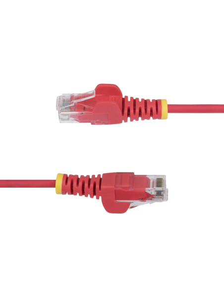 StarTech.com Cavo Ethernet CAT6 Rosso da 2,5m Patch UTP con Plug RJ45 Antigroviglio e Rilievi di Trazione, Cavo Lan Slim in Rame