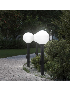 Lampioni a paletto con sensore e presa 3 pz 80 cm neri IP44