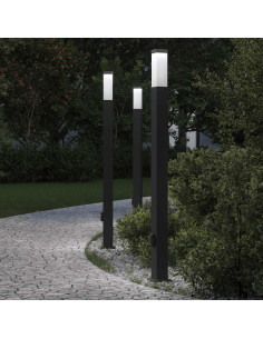 Lampioni a palo con presa elettrica 3 pz 110 cm Nero IP44