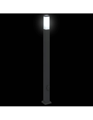 Lampioni a palo con presa elettrica 3 pz 110 cm Nero IP44